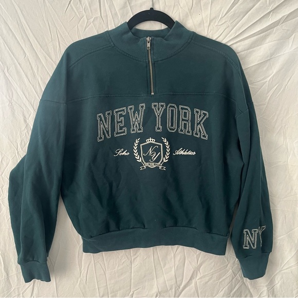 Preppy New York soho athletics Green Half-Zip Sweater - Picture 5 of 10